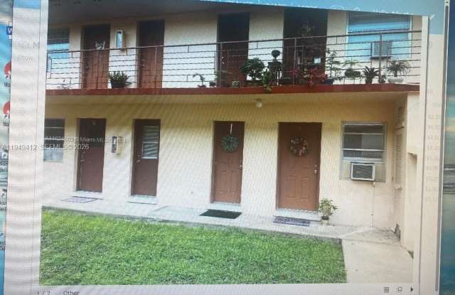 626 NE 61st St photos photos