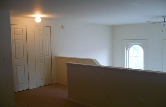 140 W Main St Gallery 1