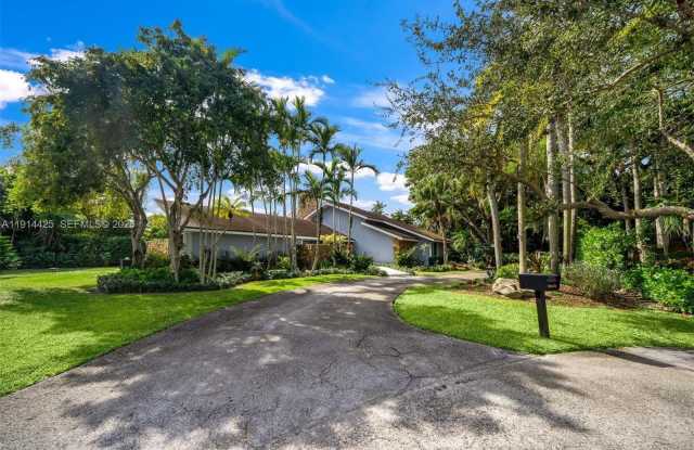 10645 SW 89th Ct photos photos