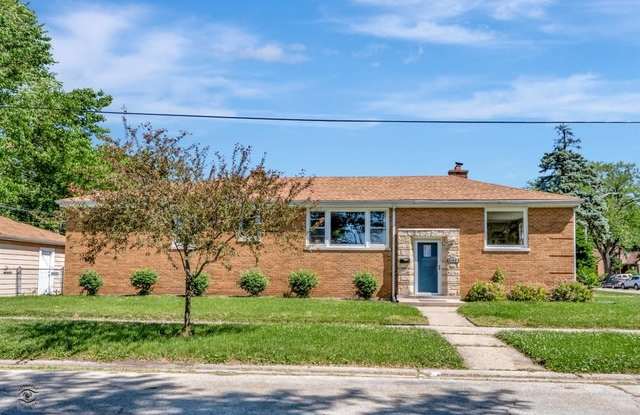 9156 Sproat Avenue Gallery 2