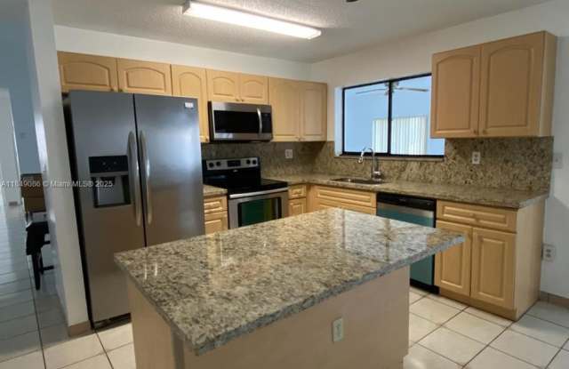 10225 SW 144th Court, Miami, FL 33186 photos photos