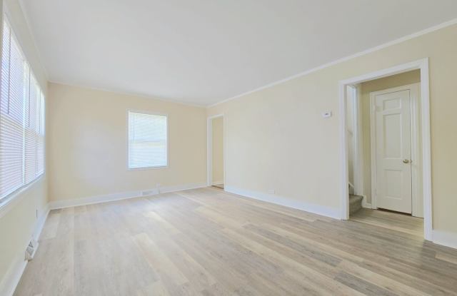 2106 Elwood - South Bend Gallery 3