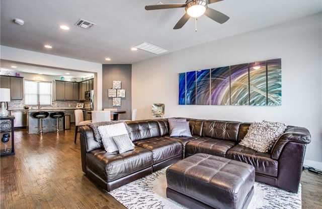 1311 Palm Canyon Drive Gallery 4