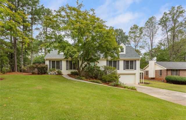 1375 Mosswood Lane SE - 1375 Mosswood Lane Southeast, Smyrna, GA 30082