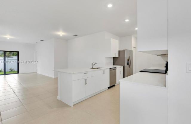 3050 Park Place 5838, Dania Beach, FL 33312 photos photos