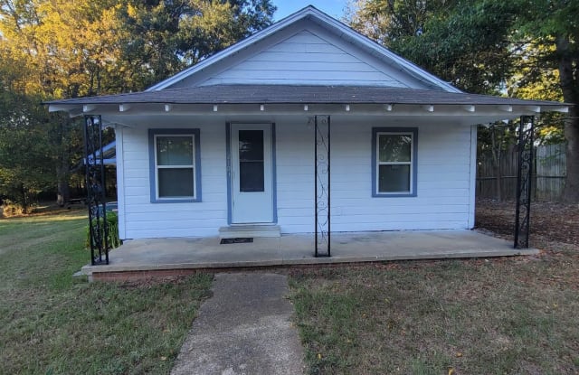 210 Reyburn Rd - 210 Reyburn Road, Malvern, AR 72104