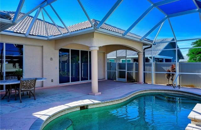 695 98th - 695 98th Avenue North, Naples Park, FL 34108