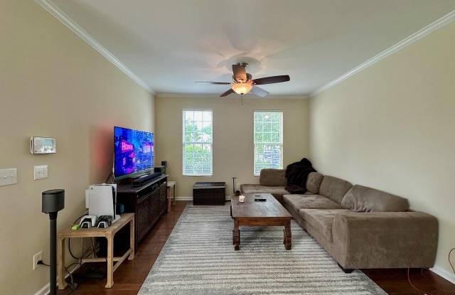 854 Cupola Drive Gallery 3