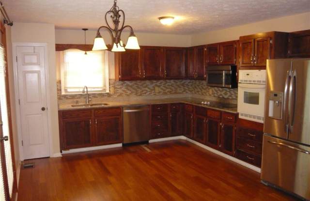 5154 Trumbull Court Gallery 4