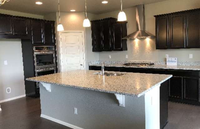 4406 Sidewinder Loop Gallery 2