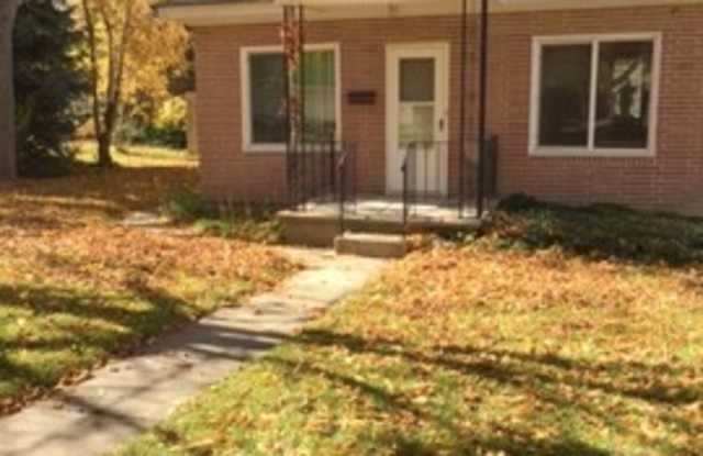 286 South  100 E - 286 South 100 East, Tooele, UT 84074