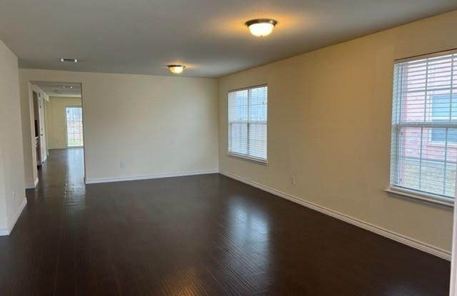 2416 Gabriel Drive Gallery 4