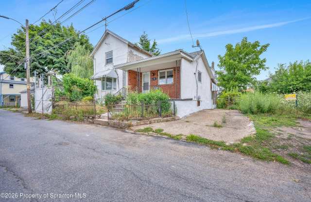 1020 Farber Court Gallery 3