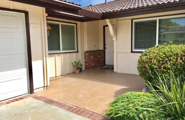 7028 Maycroft Dr. Gallery 3