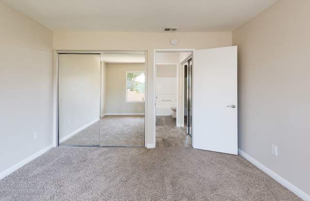 Viewpoint Luxury Apartments Gallery 3