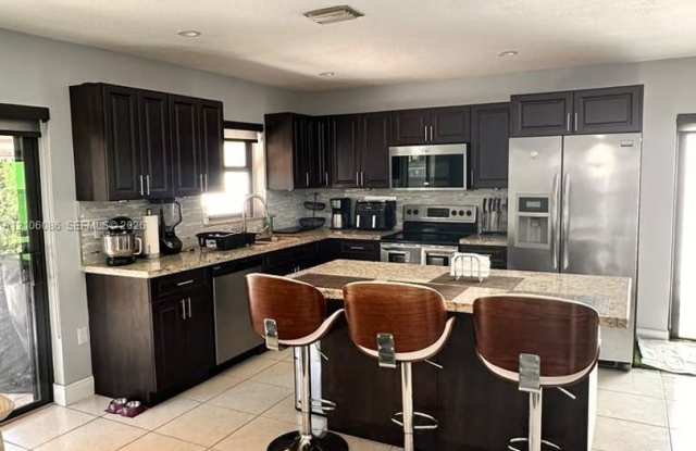 14250 SW 103rd Terrace, Miami, FL 33186 - 6973 Gallery 1