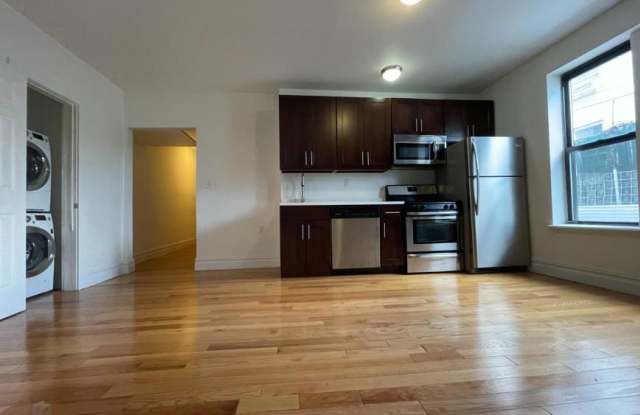21-81 38TH ST. Gallery 4