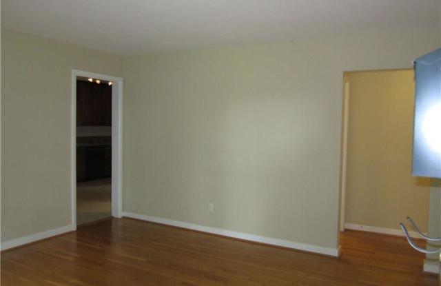 945 Cambridge Avenue Gallery 4
