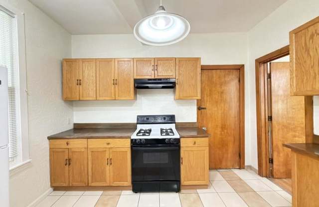1519 Barry Gallery 3