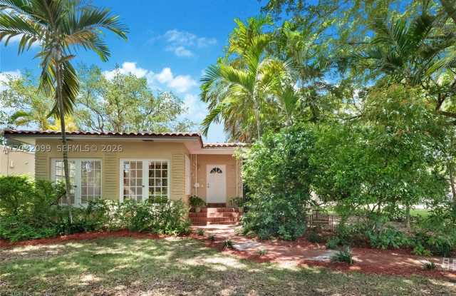 902 Lisbon St - 902 Lisbon Street, Coral Gables, FL 33134