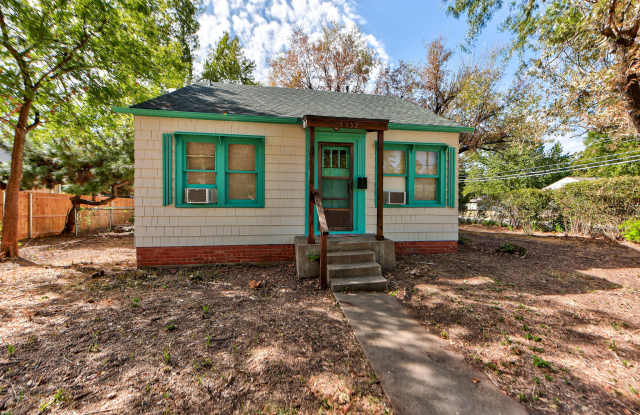 1132 West Eufaula Street Gallery 2
