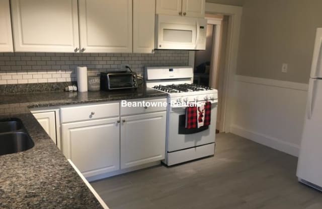 90 Chester Ave. - 90 Chester Avenue, Winthrop Town, MA 02152