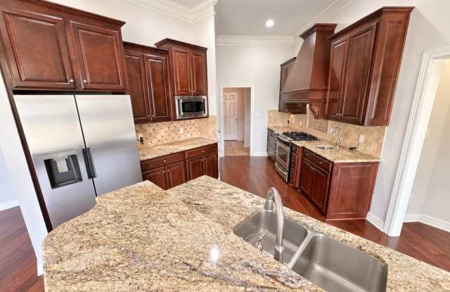Tiburon Home! Gallery 4
