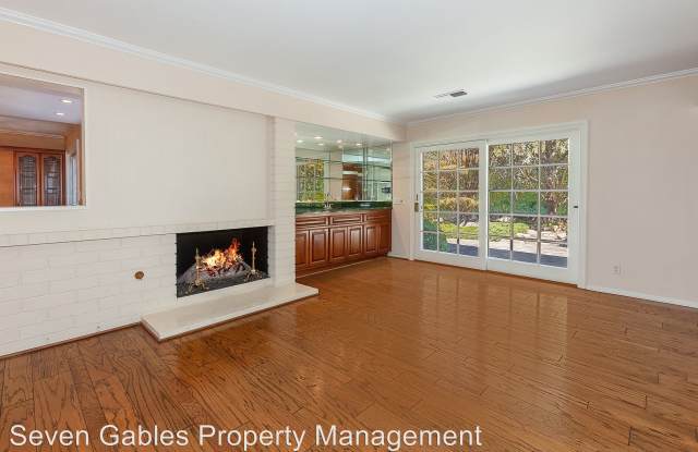10302 Deerhill Gallery 3