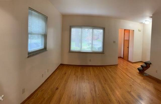 2822 Clifton Rd. Gallery 4