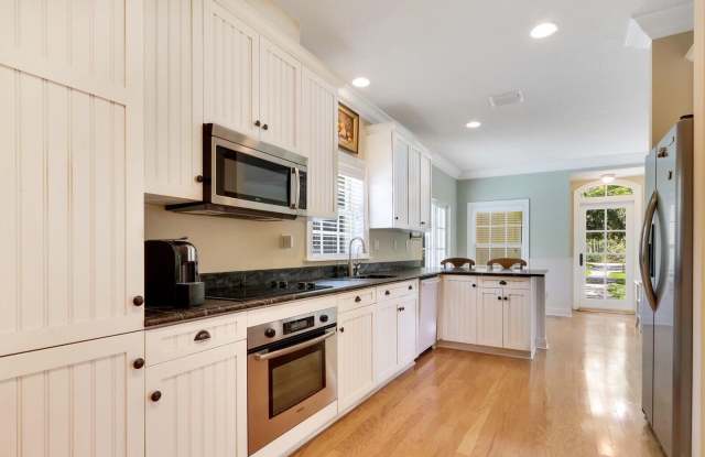 1856 SE Colony Way Gallery 2