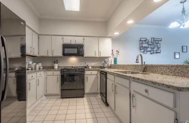 12334 South Harrells Ferry Road - 12334 South Harrells Ferry Road, Baton Rouge, LA 70816