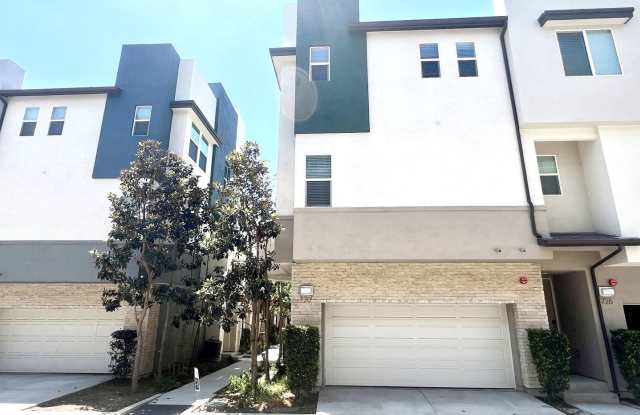 Beautiful 2 Bedroom Contemporary Style Townhome for Lease in Brea with Attached 2-Car Garage photos photos