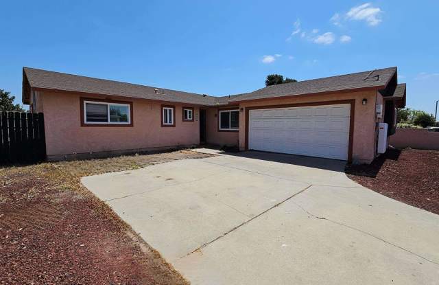 FOR RENT Single level home in Chula Vista CA. FOR RENT photos photos