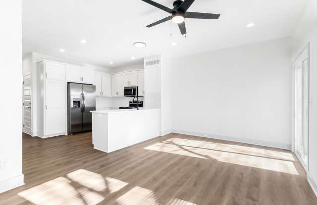 8521 Hammond Street Unit 4C Gallery 4