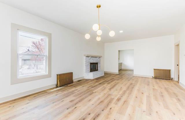 400 E Highland Ave Gallery 2