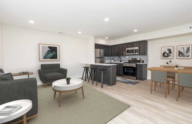 Lakeview Terrace Gallery 4
