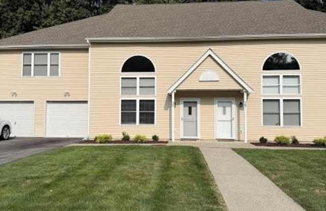 27 Village Cove - 27 Village Cove, Warwick, NY 10990