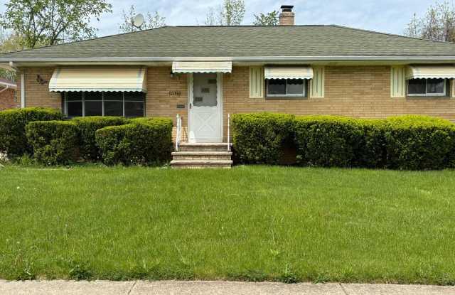Cozy  Affordable Home in Maple Heights photos photos