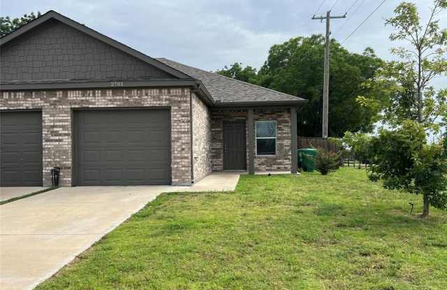 2701 Ginger Court photos photos