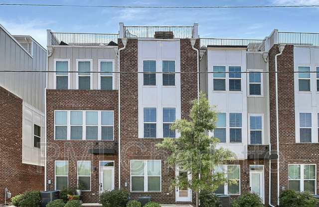 256 Parkwood Ave photos photos