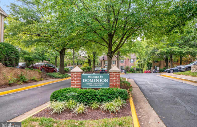 2131 KINGS MILL COURT photos photos