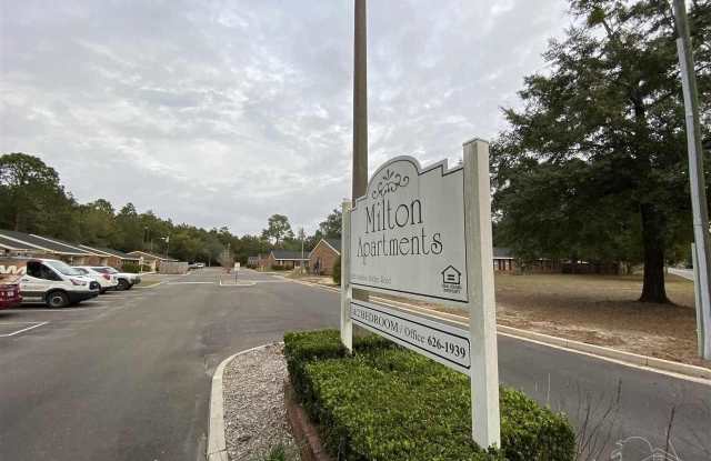 Milton - 6288 Hamilton Bridge Road, Milton, FL 32570
