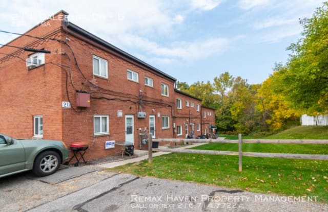 211 Dalepark Dr - 211 Dalepark Drive, Bedford, OH 44146