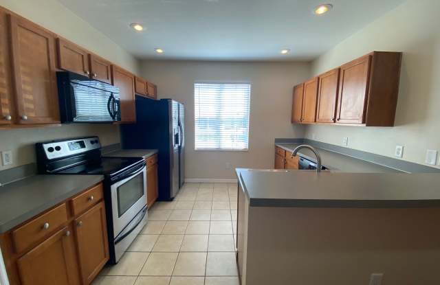 4917 Elizabeth Anne Cir Gallery 4