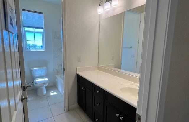 10515 Oak Terrace Ave photos photos