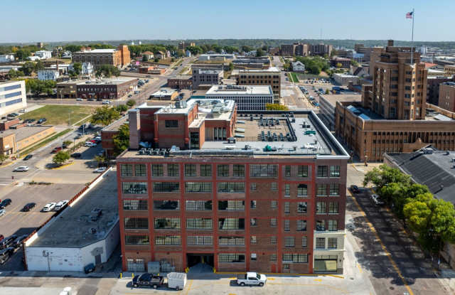 Benson Lofts - Live the Lifestyle you have been dreaming of in our Luxury 1 & 2 Bedrooms Gallery 2