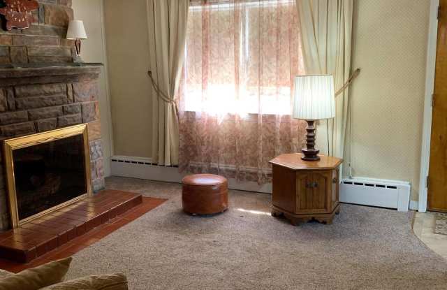 14900 WANNAS DRIVE Gallery 3