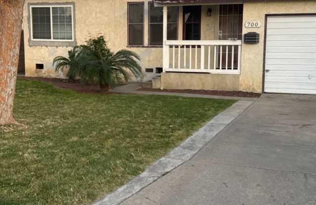 700 El Prado Drive photos photos