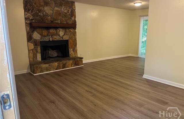 212 Rustwood Drive photos photos