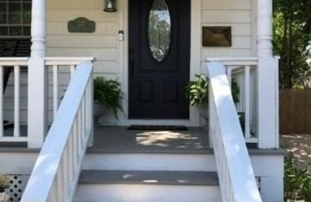337 Wiggins Street - 337 Wiggins Street, Greenport, NY 11944